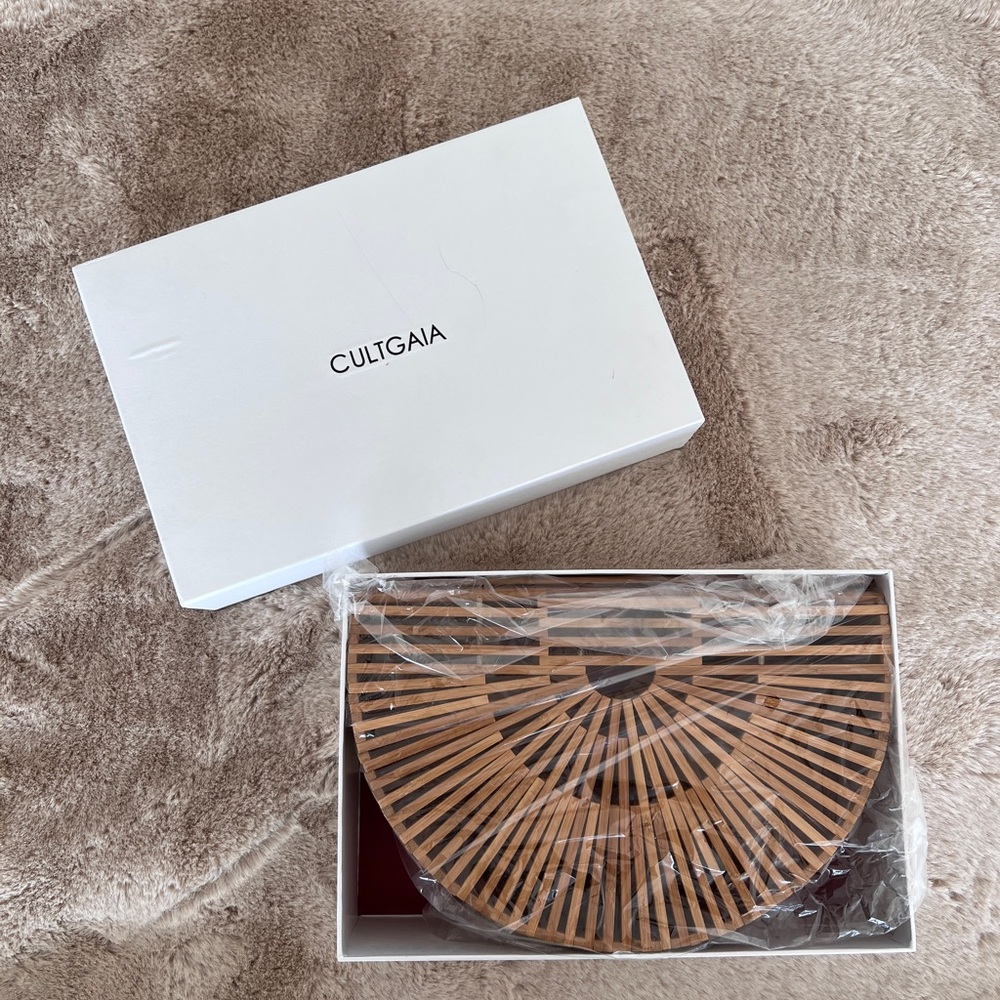Cult Gaia Ark Bag